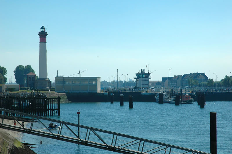 Balisage Chenal Portuaire 2 (1)
